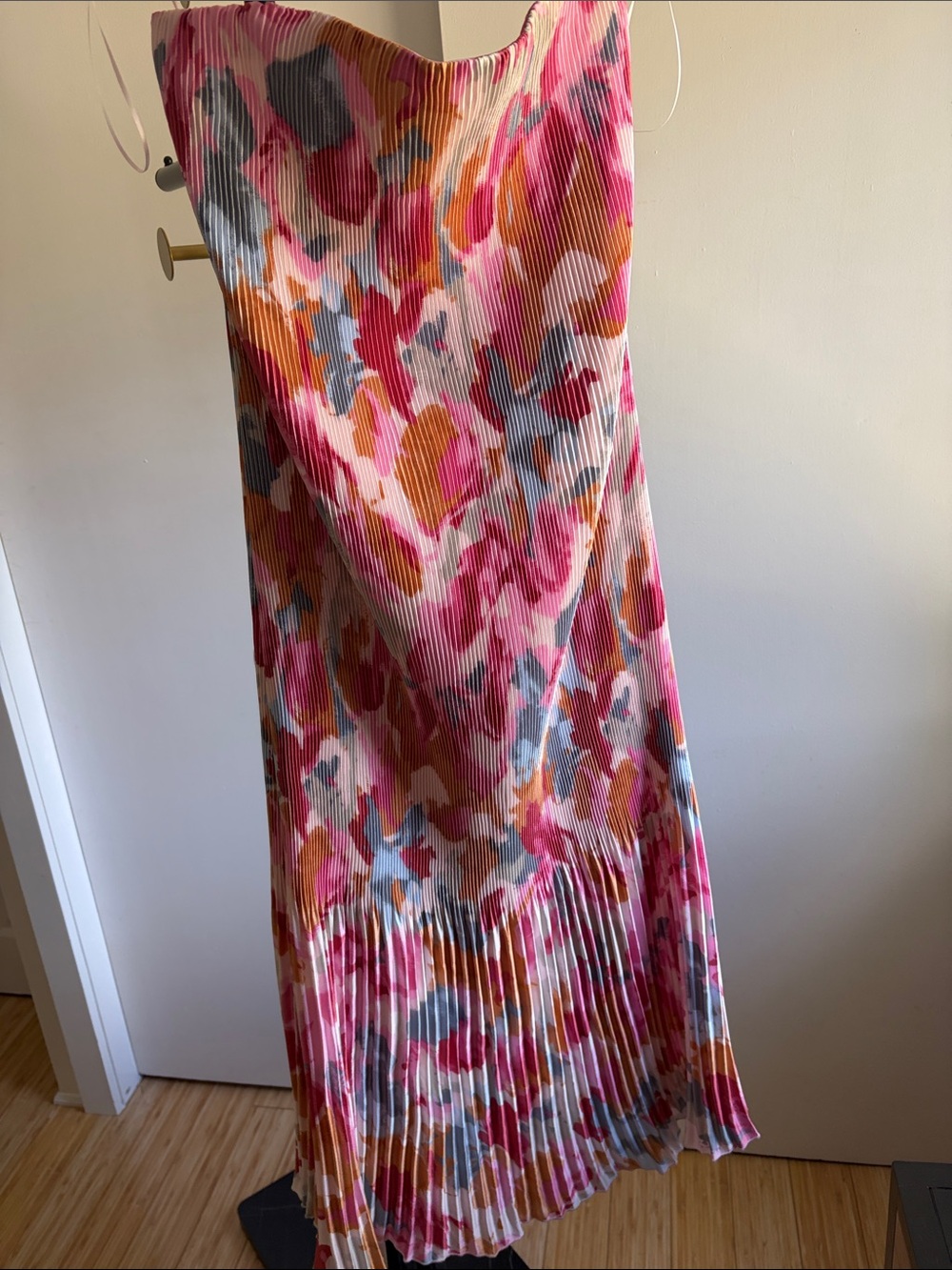 NWT Sz M A&F Pink Multi-Print Pleated Strapless Midi Dress - Picture 2 of 9